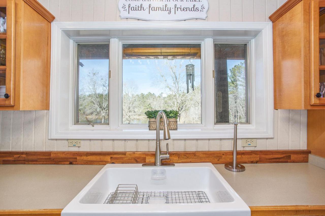 Refuge Ranch Retreat Log Cabin Lake 53+ Acres Locust Grove Exterior foto